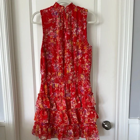 1.STATE Vibrant Floral Dress - Picture 4 of 5